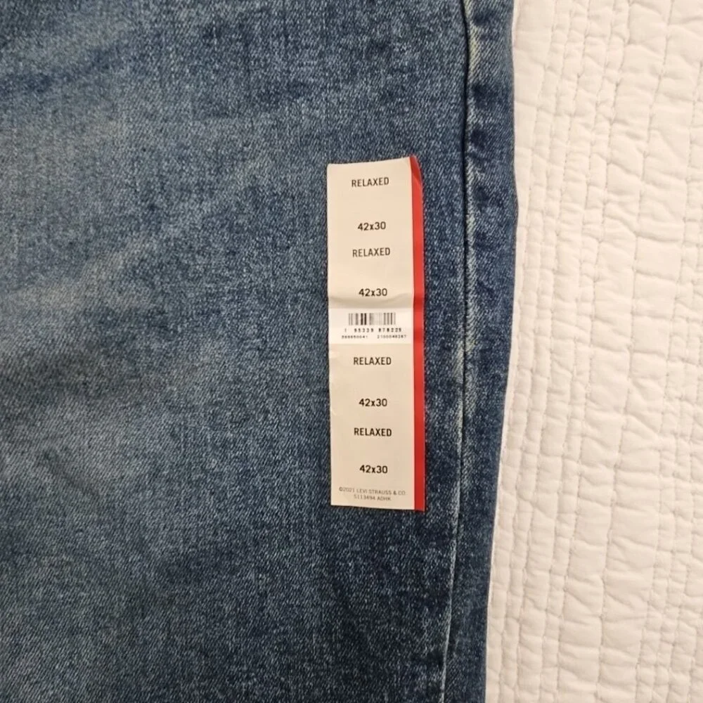 NEW Levi's Signature Series Jeans Men's‎ 42x30 Medium Wash Stretch Denim Relaxed